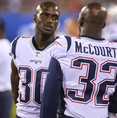 James McCourty #30 und sein Zwillingsbruder Devin McCourty #32