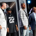 Ice Cube #22 bei einer NFL Draft Veranstaltung mit QB Derricc Carr, TE Darren Waller und HOF Marcus Allen
