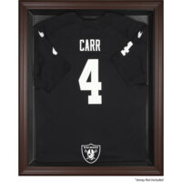 Vitrine mit Logo-Trikot der Las Vegas Raiders in Braun mit Rahmen