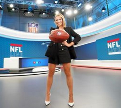 Jana Wosnitza im neuen NFL RTL Studio