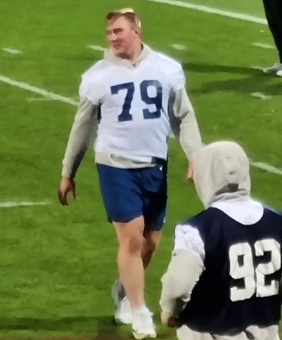 Bernhard Raimann #72 beim Training in der PSD Bank Arena