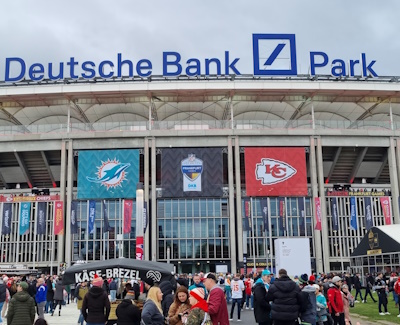 Die Chiefs und Dolphins im Deutsche Bank Park