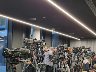 Großer Medienansturm bei Pressekonferenz der Kansas City Chiefs in Frankfurt