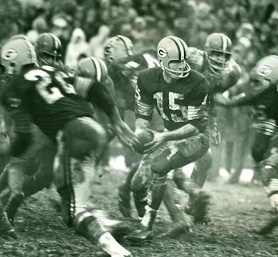 Bart Starr,(15), Green Bay Packers 1965