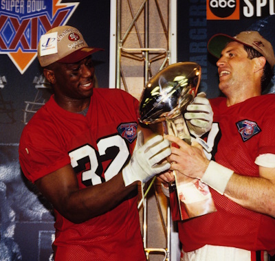 Ricky Watters (32) und Steve Young (8)