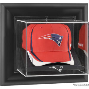 New England Patriots – Schwarz gerahmte Vitrine mit Cap-Logo zur Wandmontage