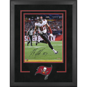 Tampa Bay Buccaneers Deluxe-Fotorahmen im Hochformat, 40,6 x 50,8 cm, mit Team-Logo