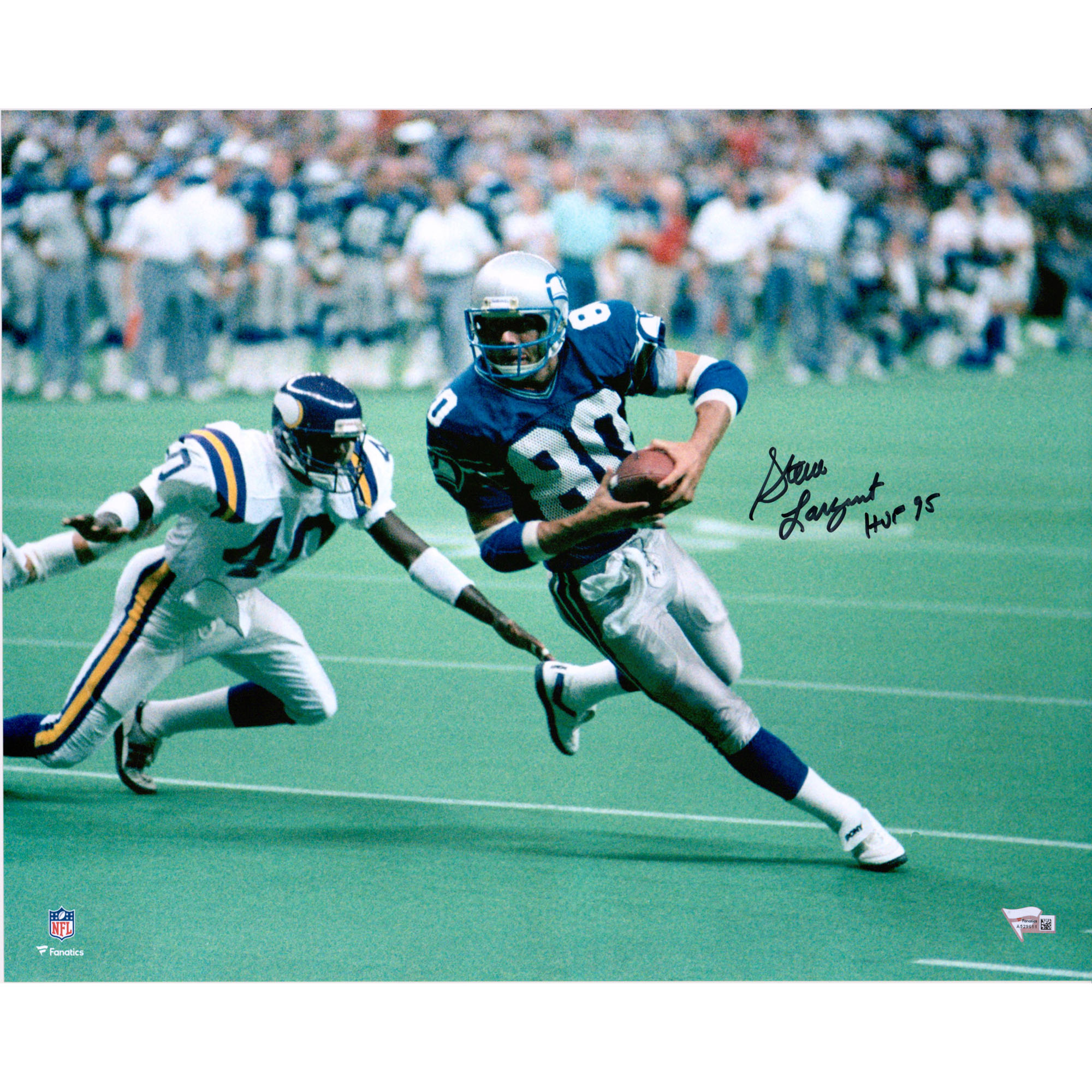 Von Steve Largent signiertes 16 x 20 Zoll großes Foto gegen die Vikings von den Seattle Seahawks mit der Aufschrift „HOF 95“