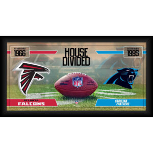 Atlanta Falcons vs. Carolina Panthers, gerahmt, 25,4 x 50,8 cm, House Divided Football Collage