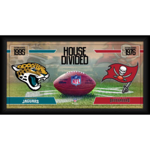 Jacksonville Jaguars vs. Tampa Bay Buccaneers Gerahmte 10″ x 20″ Haus geteilte Football-Collage