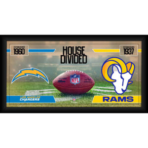 Los Angeles Chargers vs. Los Angeles Rams, gerahmt, 25,4 x 50,8 cm, Haus geteilte Football-Collage