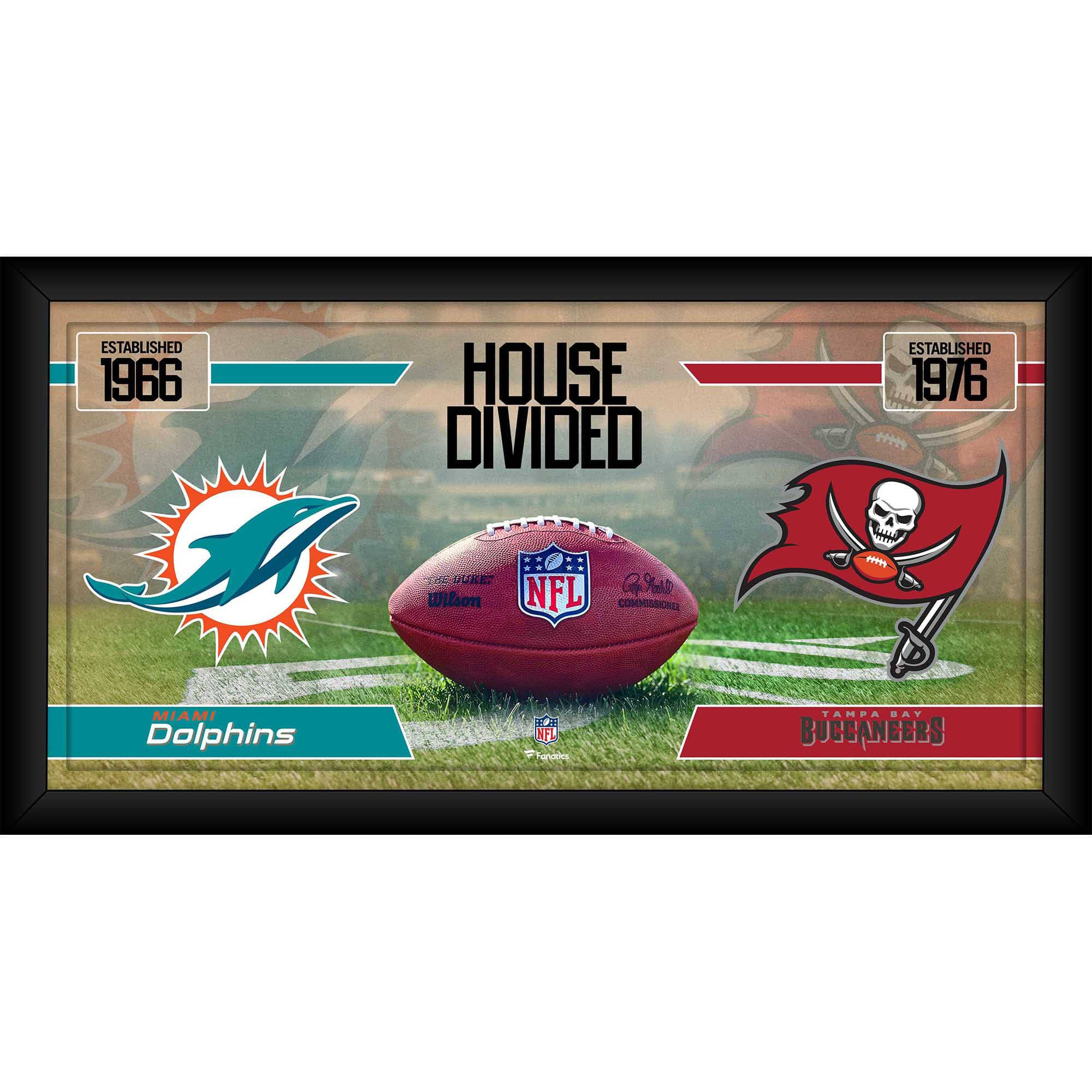 Miami Dolphins vs. Tampa Bay Buccaneers, gerahmt, 25,4 x 50,8 cm, Haus geteilte Football-Collage