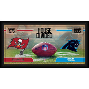 Tampa Bay Buccaneers vs. Carolina Panthers Gerahmte 10″ x 20″ Haus geteilte Football-Collage