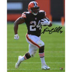 Autogramm von Nick Chubb, Cleveland Browns, vertikales Lauffoto, 20,3 x 25,4 cm