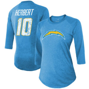 Majestic Threads Justin Herbert Puderblaues Tri-Blend-T-Shirt mit 3/4-Ärmeln für Damen mit Spielername und -nummer der Los Angeles Chargers