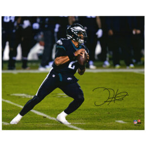 Autogrammfoto von Jalen Hurts, Philadelphia Eagles, 16 x 20 Zoll, schwarzes Trikot, Passfoto