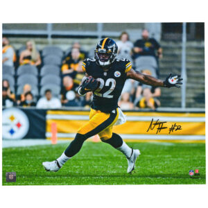 Autogrammfoto von Najee Harris, Pittsburgh Steelers, 16 x 20 Zoll, schwarzes Lauftrikot