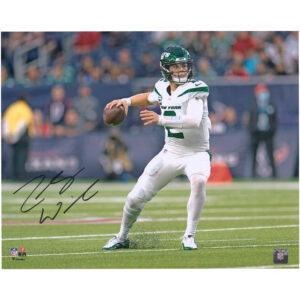 Signiertes Foto von Zach Wilson, New York Jets, 16 x 20 Zoll, weißes Trikot, Wurffoto