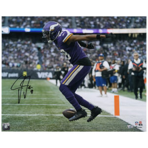 Justin Jefferson, Minnesota Vikings, signiertes 16″ x 20″ Griddy-Foto in lila Trikot