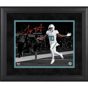 Tyreek Hill Miami Dolphins Faksimile Signatur gerahmt 11″ x 14″ Spotlight Foto