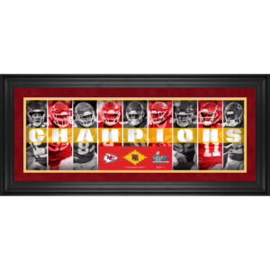 Kansas City Chiefs Super Bowl LVII Champions gerahmt 10″ x 30″ Panorama mit einem Stück Spiel-Football – Limitierte Auflage von 2023