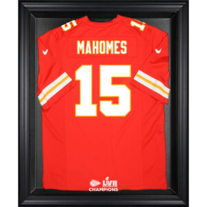 Kansas City Chiefs Super Bowl LVII Champions Schwarz gerahmte Vitrine mit Super Bowl LVII Champions-Trikot-Logo