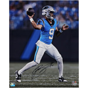 Autogramm von Bryce Young, Carolina Panthers, 16 x 20 Zoll, vertikales Passfoto im blauen Trikot