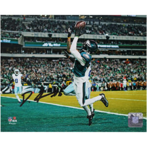 Signiertes Foto von DeVonta Smith von den Philadelphia Eagles (20,3 x 25,4 cm) mit Touchdown-Catch gegen Dallas Cowboys