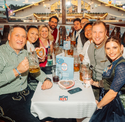 Die NFL feiert auf dem Oktoberfest mit Roman Motzkus, Nadine Nurasyid, Florian Hauser, Jana Wosnitza u.a.